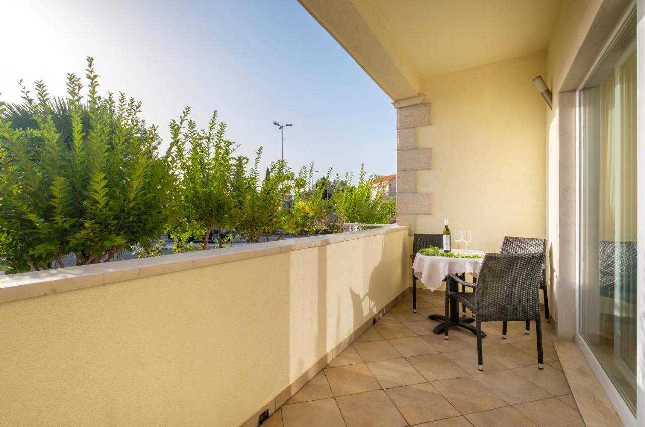 Studio Apartment Brigita Mlini Exterior photo